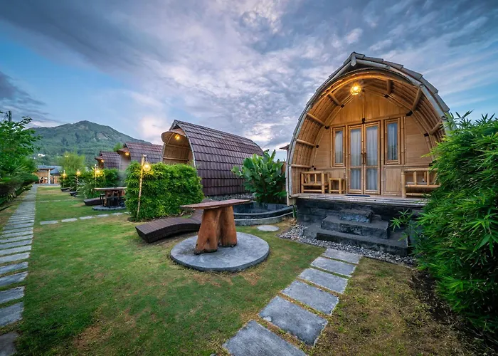 Tegal Bamboo & Private Hot Spring ロッジ