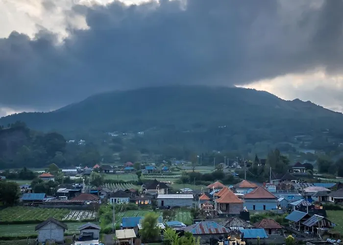 Tegal Bamboo & Private Hot Spring ロッジ *