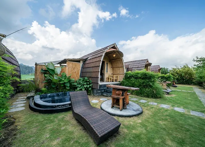Tegal Bamboo & Private Hot Spring * Baturaja