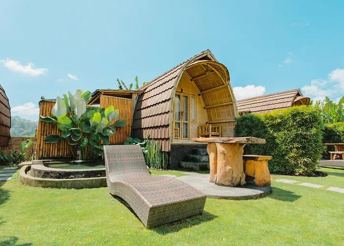 ロッジ Tegal Bamboo & Private Hot Spring *