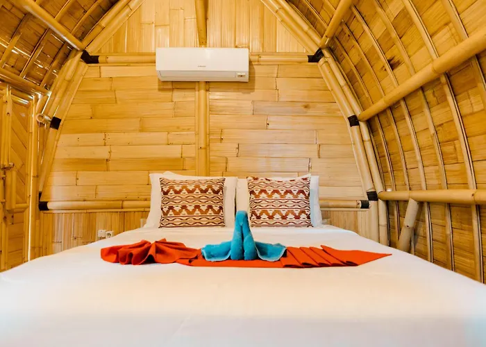 Tegal Bamboo & Private Hot Spring ロッジ