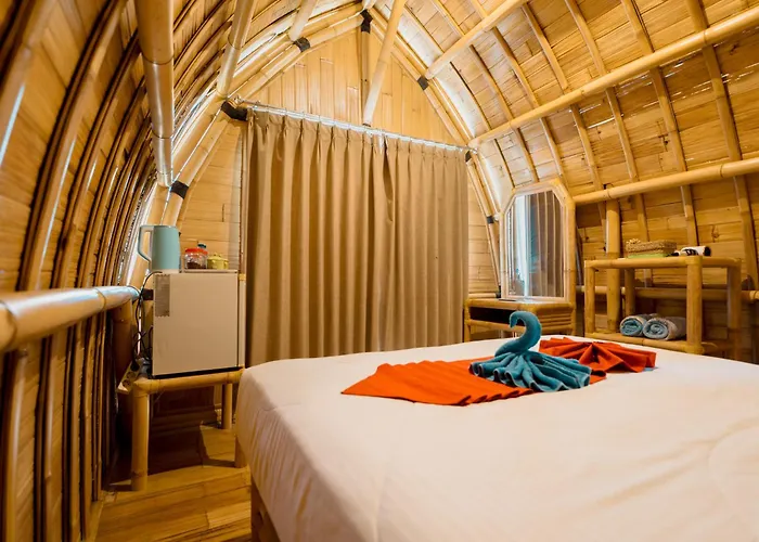 ロッジ Tegal Bamboo & Private Hot Spring *