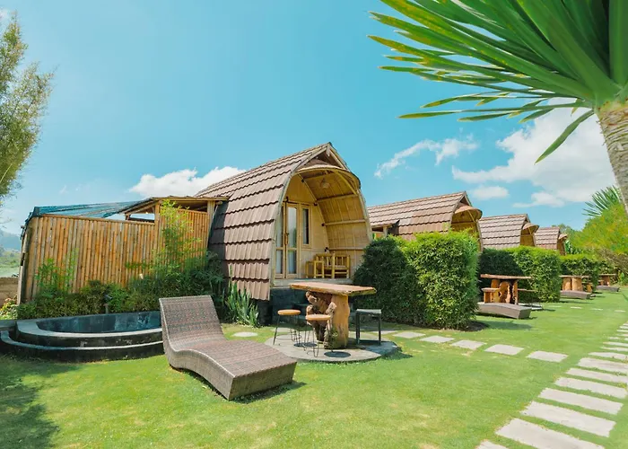 ロッジ Tegal Bamboo & Private Hot Spring Baturaja